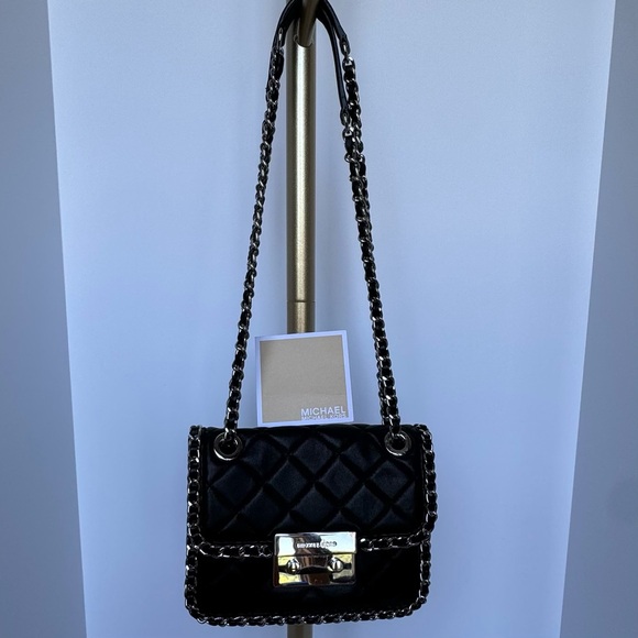 NWOT Michael Kors Purse- Black/ Silver Hardware, Compartments. SHOW STOPPER! - Picture 1 of 17